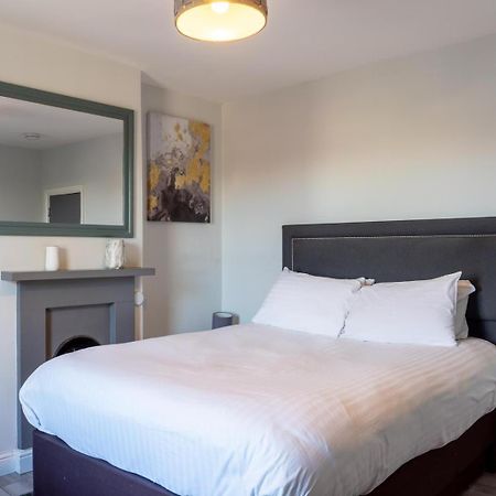 The Fordham Inn Sharnbrook Eksteriør bilde